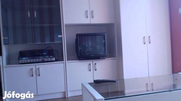 Hibátlan nappali szekrénysor 4 db-os