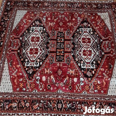 Hibátlan plüss terítő 