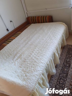 Hibátlan steppelt selyem ágytakaró 210x230