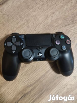 Hibátlan szép állapotú Playstation4 kontroller eladó