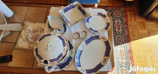 Hibatlan,teljes Zsolnay 56 részes étkészlet eladó