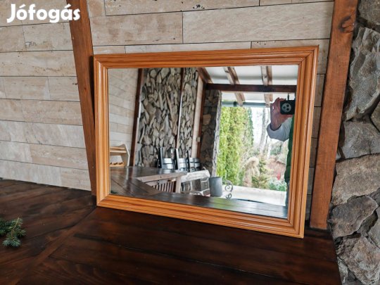 Hibátlan tömör fa tükör fenyő keretes falitükör 70 x 53 cm