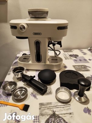 Hibrew H14 beépített darálós félautomata kávéfőző
