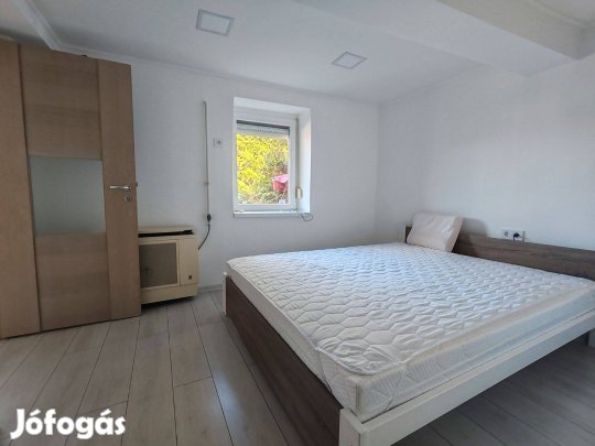 Hidason kis ház belső felújítás után eladó!