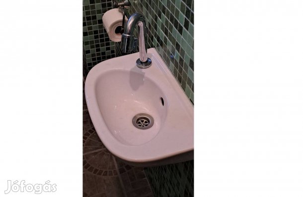 Hidegvizes kézmosó