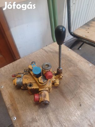 Hidraulika útváltó.