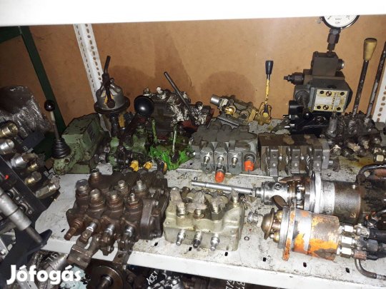 Hidraulika útváltó többféle