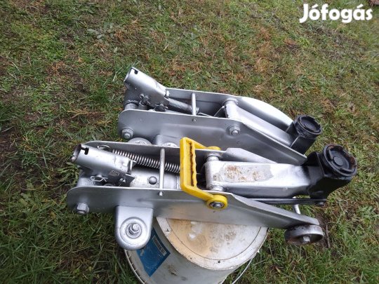 Hidraulikus emelő 2.5 T s kitűnő állapotban eladó