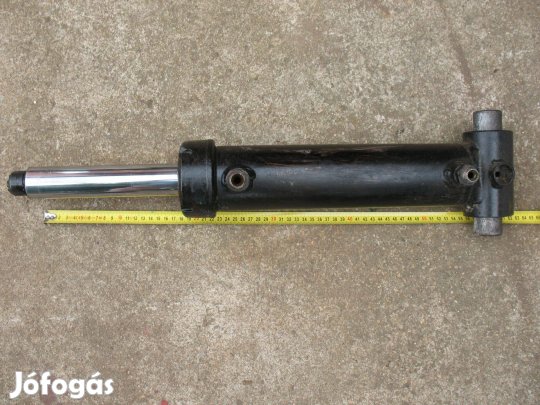 Hidraulikus munkahenger