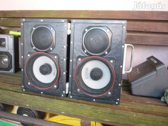Hifonics egyedi épített doboz hi-fi hangfal 2utas