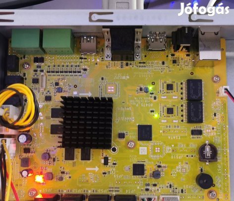 Hikvision ds 7732nxi k4