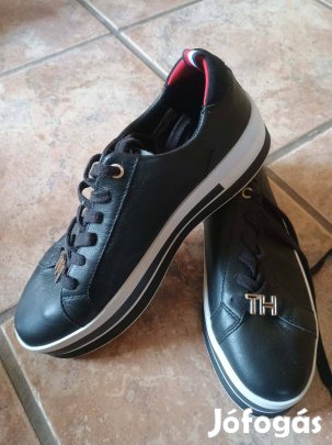 Hilfiger cipő eladó