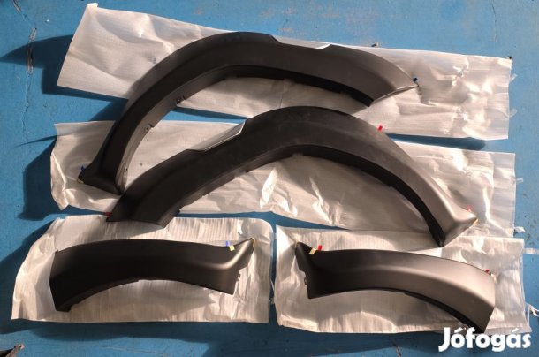 Hilux sárvédő ív első duplakabinos 2020- eladó