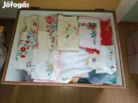 Hímzés,varrás,csipke