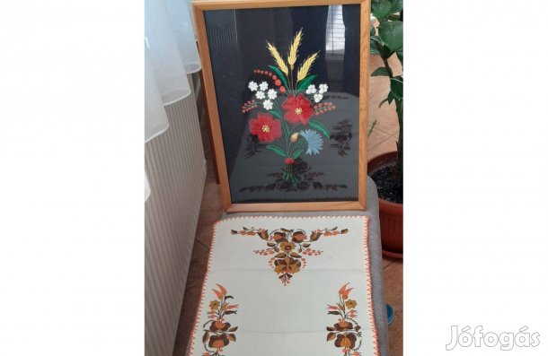 Hímzett falikép és asztali futó egyben eladó