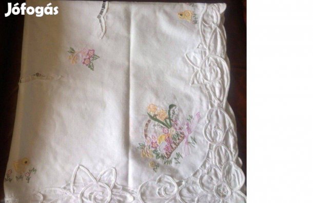 Hímzett húsvéti terítő eladó