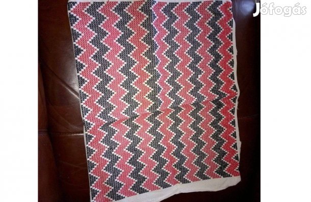 Hímzett kispárna huzat eladó
