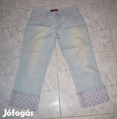 Hímzett női farmer térdnadrág