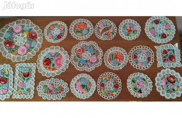Hímzett terítő gyűjtemény eladó