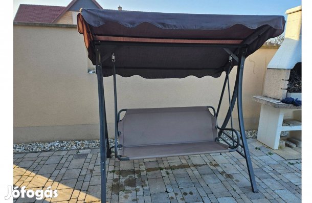 Hintaágy 3 személyes, párna nélkül