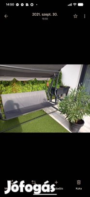 Hintaágy fém kerettel