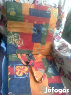 Hintaágyba párna nagy színes