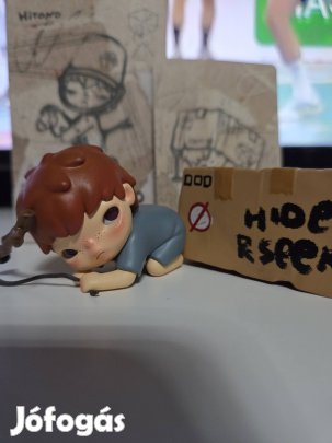 Hirono - Echo Eredeti Pop Mart vakdoboz figura ("Caught You")