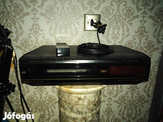 Hitachi vhs videolejátszó 1989s gyártás
