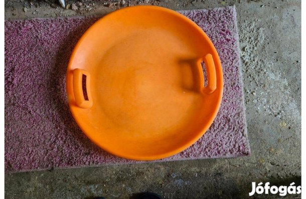 Hócsuszka, szánkó