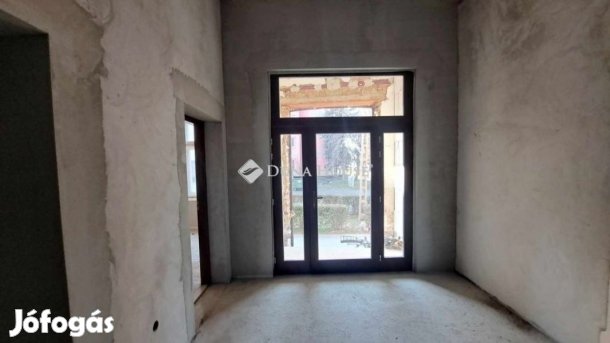 Hódmezővásárhelyi 279 nm-es ház eladó