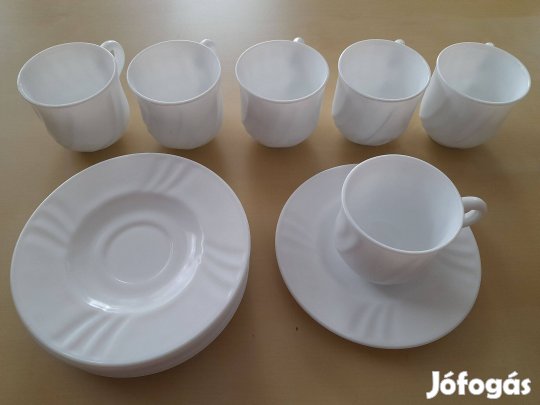 Hófehér kávéskészlet