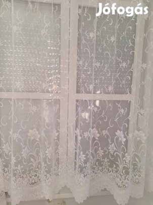 Hófehér virág mintás, indás új függöny (8m x 180 cm)