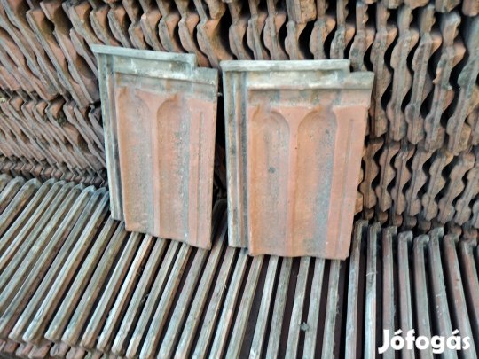 Hófógos Natúr színű cserép 2500db eladó 