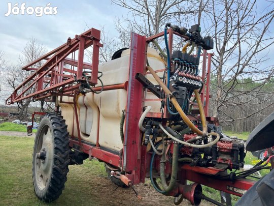 Holder 4000/18 szántóföldi permetező