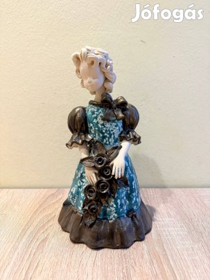 Hölgy szobor