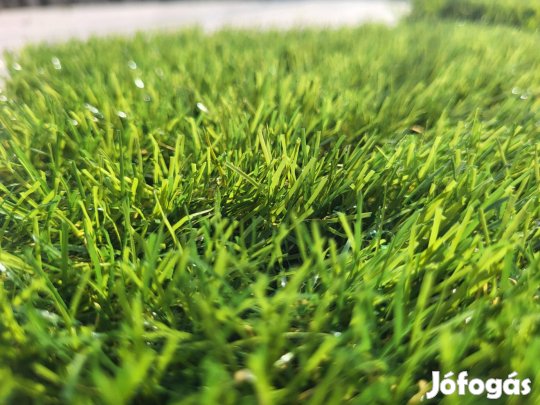 Holland pázsit műfű eredeti új 38mm-es kutyabarát 4.990Ft/m2