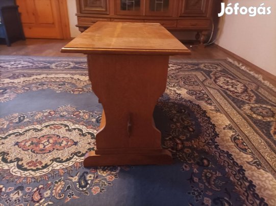 Holland stílusú tv állvány