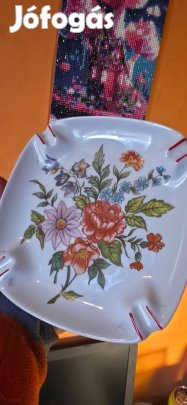 Holloháza porcelán hamutál 60-70Es Évek Irányár