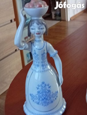 Hollóháza porcelán női figura jelzett hibátlan
