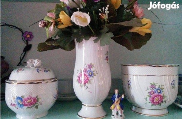 Hollóházi Hajnalka mintás dísztárgy együttes,