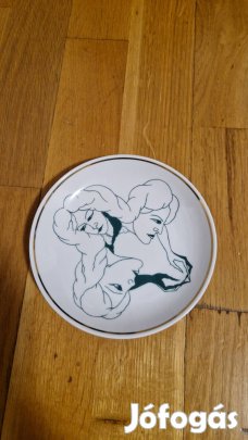 Hollóházi falitányér