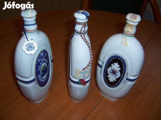 Hollóházi kulacsok,kupicák