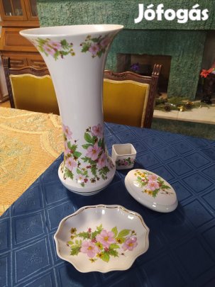 Hollóházi porcelán, 4 darabos készlet,óriási vázával Bp.