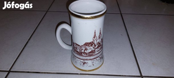 Hollóházi porcelán aranyozott szélű söröskorsó