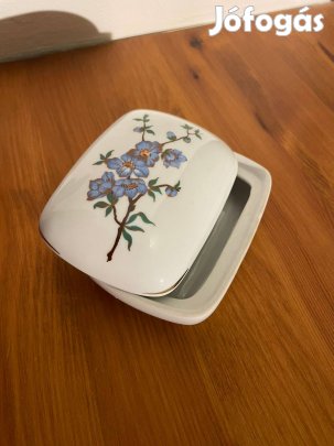 Hollóházi porcelán bonbonier doboz