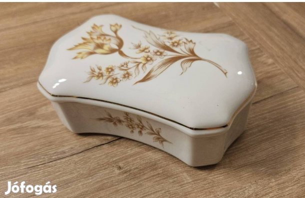 Hollóházi porcelán bonbonier ékszertartó