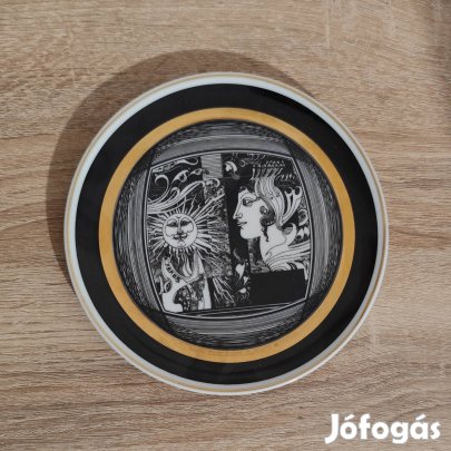 Hollóházi porcelán dísztányér (Szász Endre)