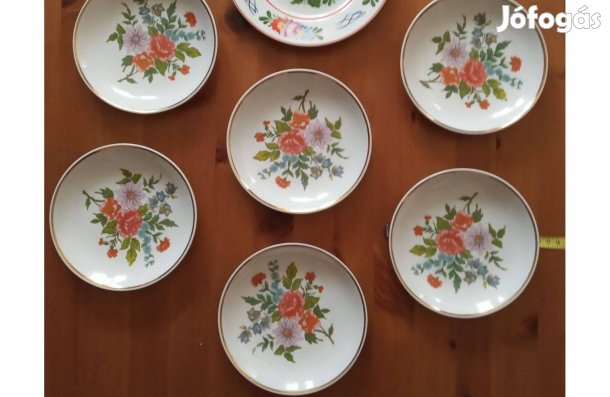 Hollóházi porcelán falitányérok -