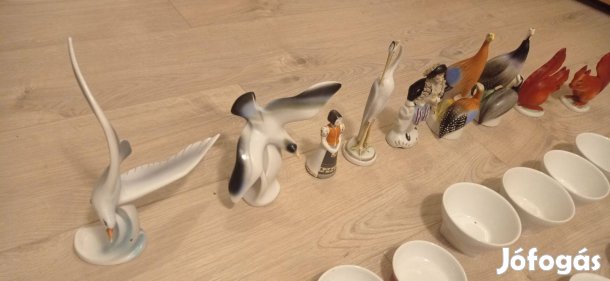 Hollóházi porcelán figura és malév tálkák edény nem Herendi Zsolnay