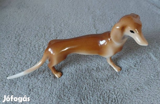 Hollóházi porcelán tacskó